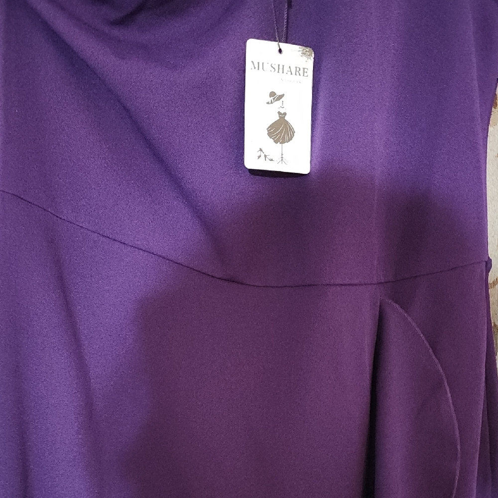 📣HP📣 Stunning Purple One-Shoulder Ruffle Gown – New With Tags - Picture 3 of 7